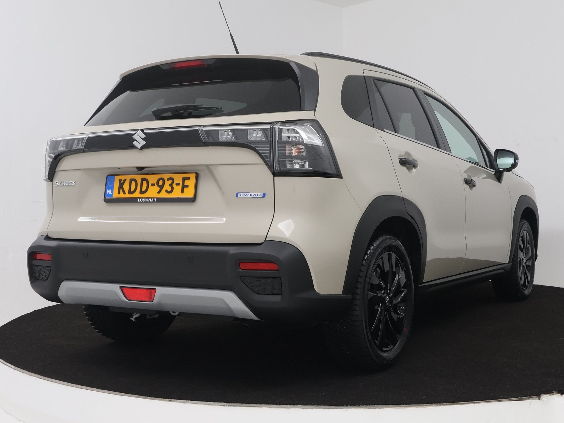 Suzuki S-Cross 1.4 Boosterjet Special Edition Hybrid | Speci, Auto's, 4 cilinders, 1373 cc, SUV of Terreinwagen, 17 km/l