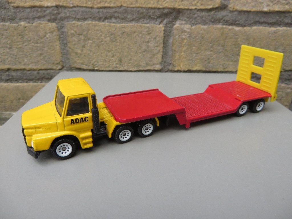 Siku 1610 Scania Low-Loader - dieplader ADAC, Ophalen of Verzenden, Gebruikt, Bus of Vrachtwagen