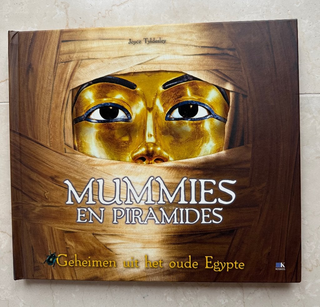 Kinderboek: Mummies en piramides (in nieuwstaat), Ophalen of Verzenden, Zo goed als nieuw, Non-fictie