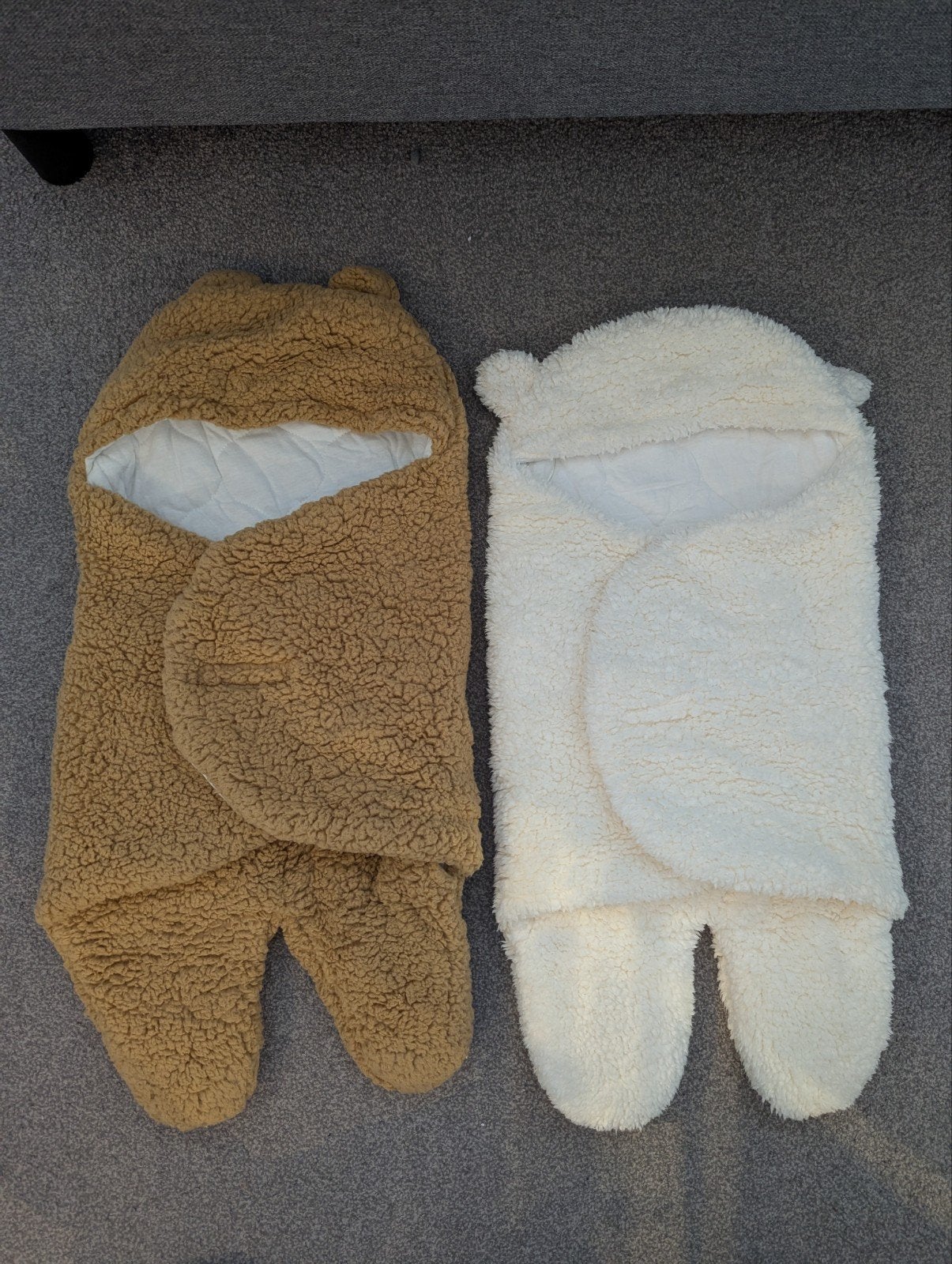 2x Baby wikkeldeken/slaapzak met oortjes - Bruin & Wit, Ophalen, Overige merken, Zo goed als nieuw, Gevoerd