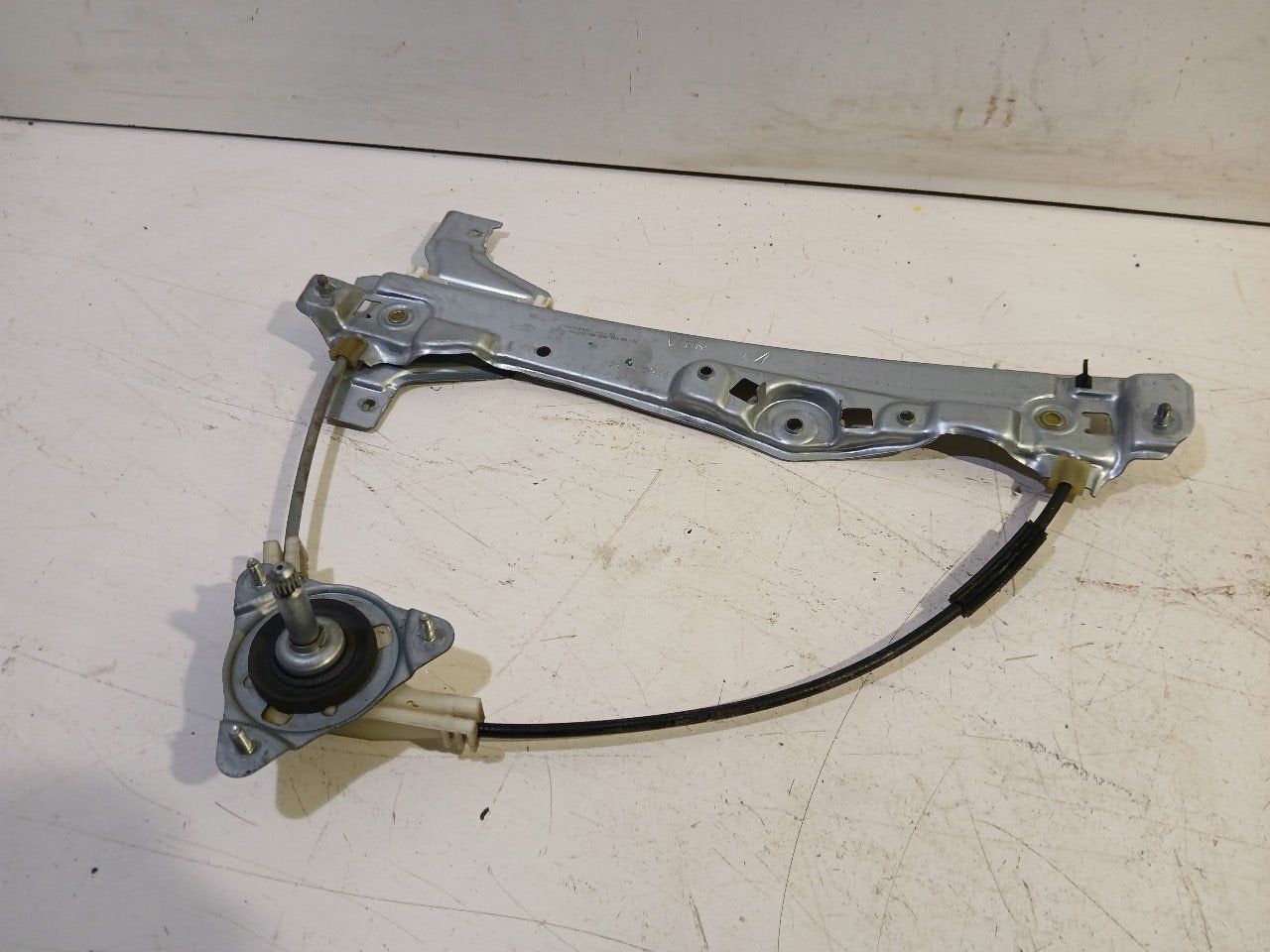 Raammechaniek elektrisch links achter Citroën C3, Onderdelen@venauto.nl, Van der Ven Autorecycling B.V., Gebruikt, Ettenseweg 76, 4706 PB Roosendaal, The Netherlands