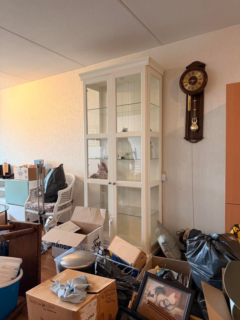 Gratis Vitrinekast - Ophalen vandaag, donderdag of zaterdag, Huis en Inrichting, Kasten | Vitrinekasten, Ophalen, Gebruikt, 200 cm of meer