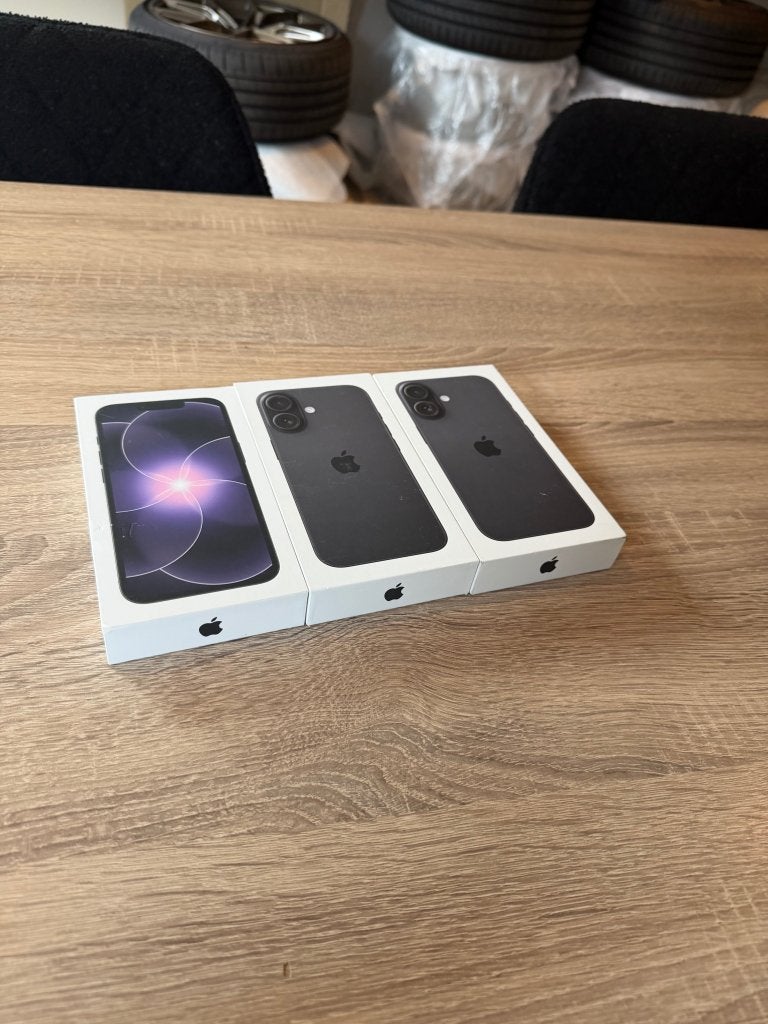 Partij 3x iPhone 16/17e | nieuw met MDM, Apple, Cupertino California, Nieuw, Support@apple.com