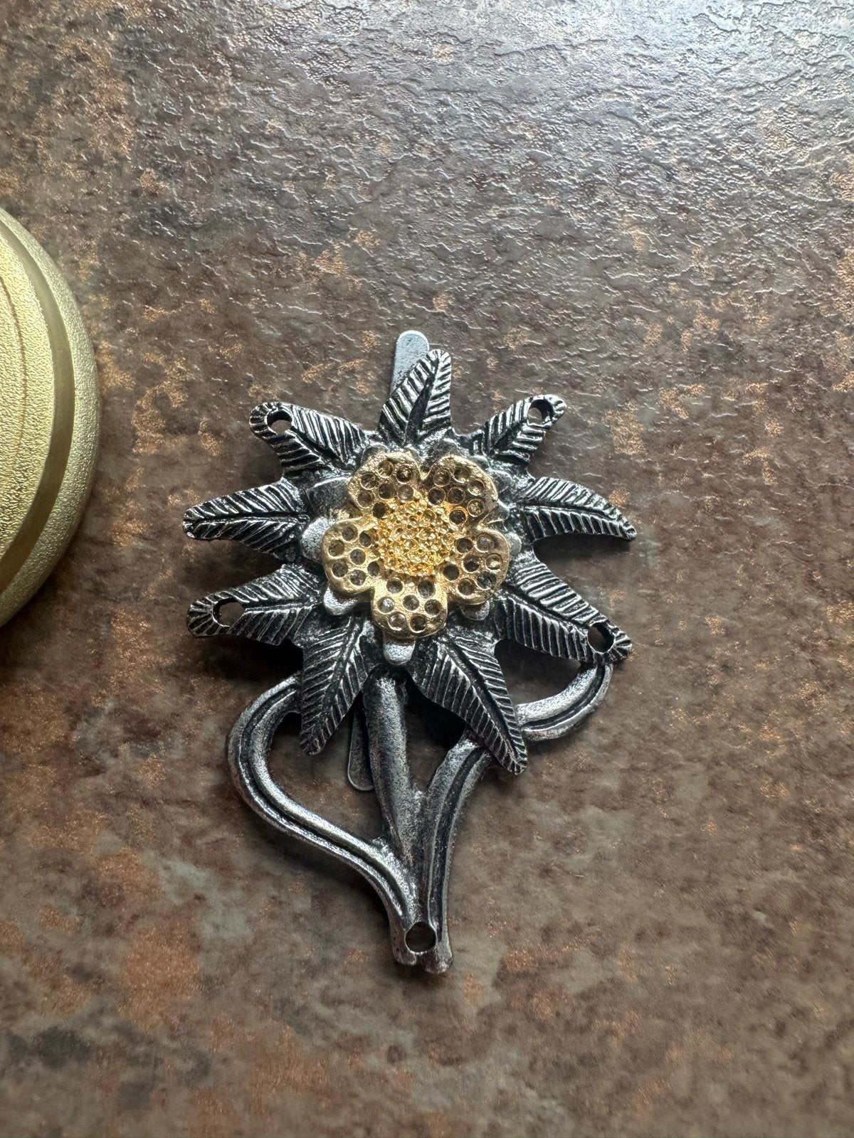 WW2 Duitse embleem Edelweiss-Gebirgsjäger Fallschirmjäg, Verzamelen, Ophalen of Verzenden, Landmacht, Duitsland, Embleem of Badge