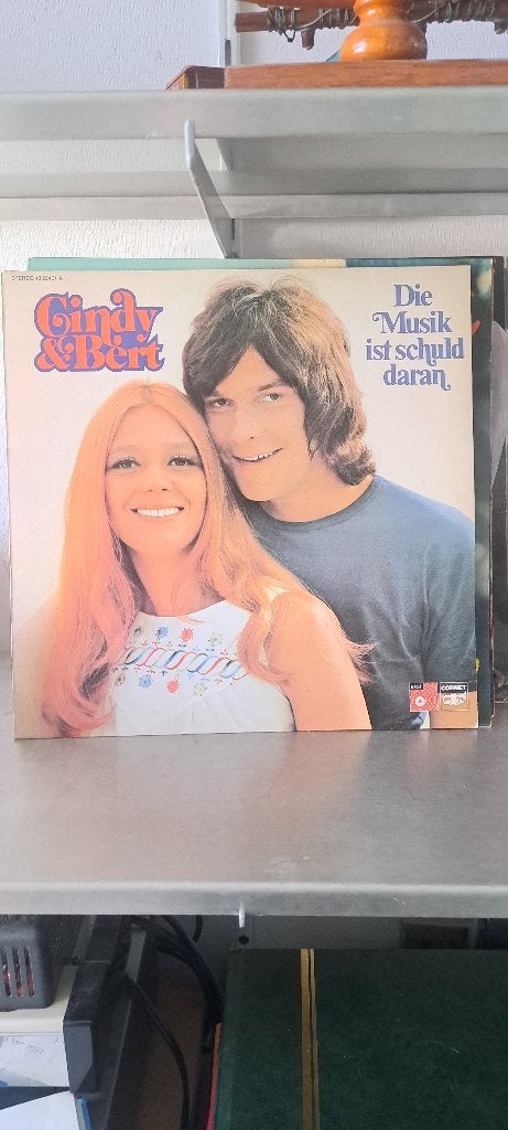 lp Cindy & Bert-die musik ist schuld daran (Z254-100), Cd's en Dvd's, Ophalen of Verzenden, Zo goed als nieuw, 12 inch, LP