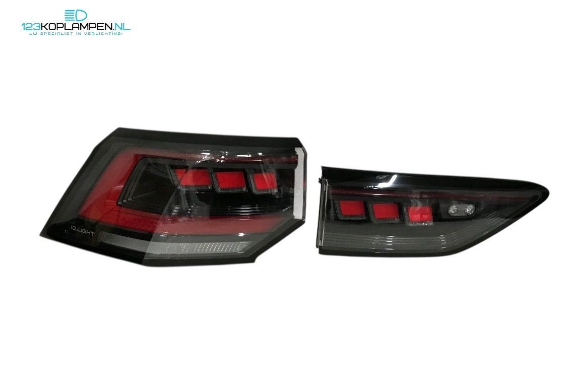 VW Golf 8 Facelift achterlichten links LED Matrix IQ.Light