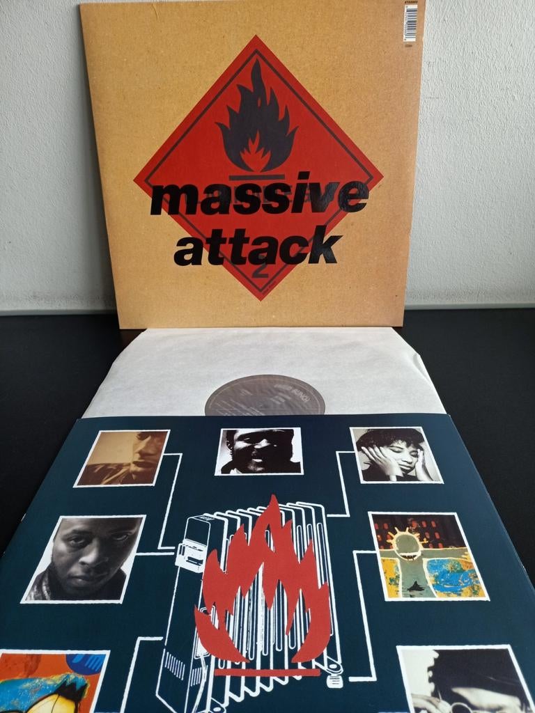 Massive Attack - Blue Lines LP ZGAN, Cd's en Dvd's, 1990 - 1999, Inclusief binnenhoes, Ophalen of Verzenden, Zo goed als nieuw