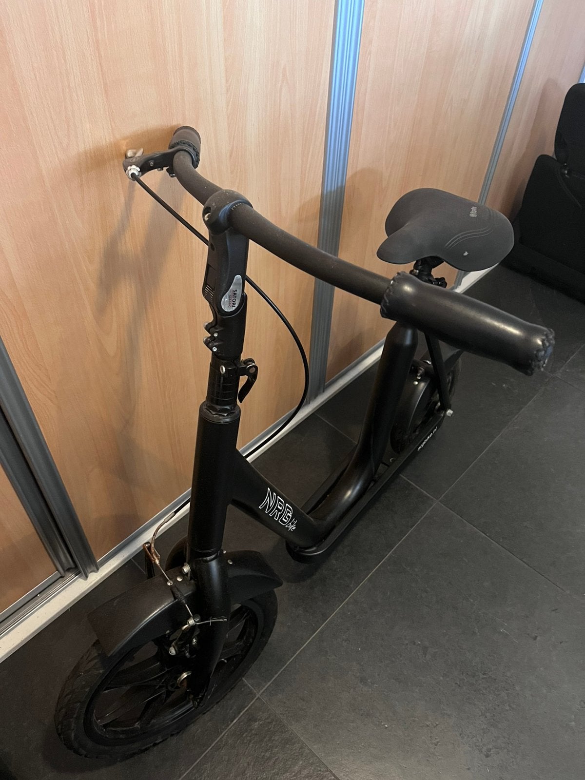 NRG loopfiets voor volwassenen, Ophalen, Zo goed als nieuw, Gewone step