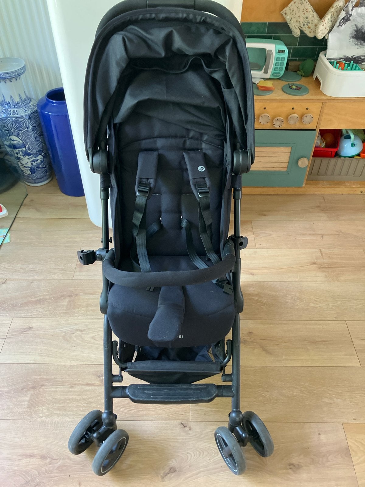 Maxi-Cosi Lara 2 Buggy - Zwart, Zo goed als nieuw, Kinderen en Baby's, Buggy's, Ophalen, Zo goed als nieuw, Maxi-Cosi, Verstelbare rugleuning