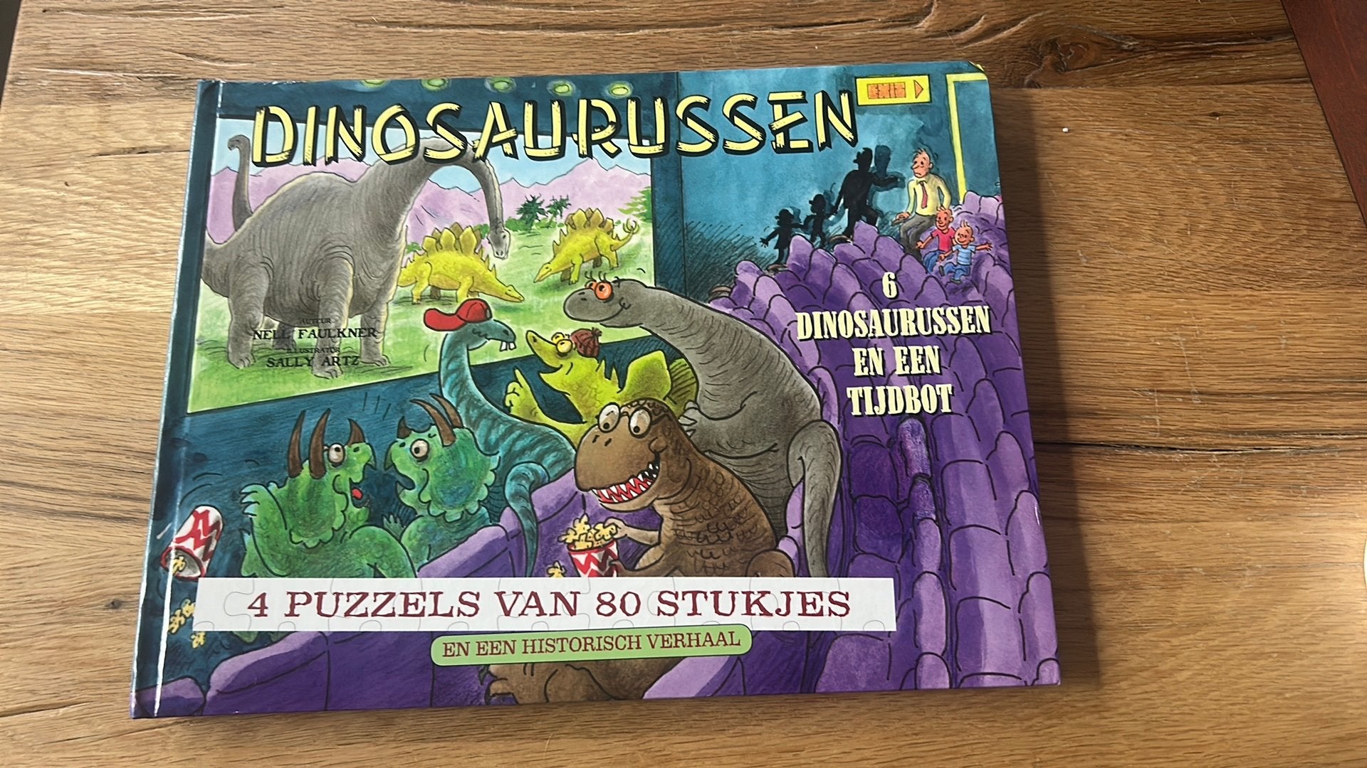 Dinosaurussen: 4 Puzzels van 80 Stukjes & Historisch Verhaal, Ophalen of Verzenden, Zo goed als nieuw, Uitklap-, Voel- of Ontdekboek