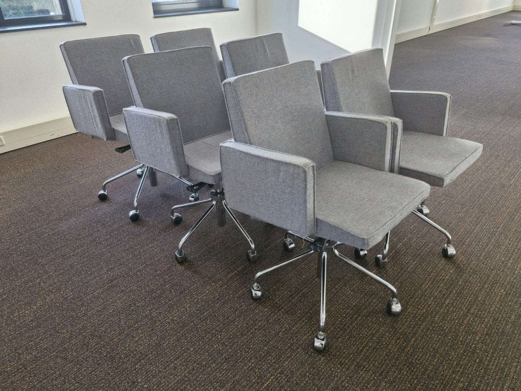 Luxe SV verrijdbare vergaderstoel / kuipstoel / clubfauteuil, Postbus, SV, Info@sv.nl, Ophalen of Verzenden