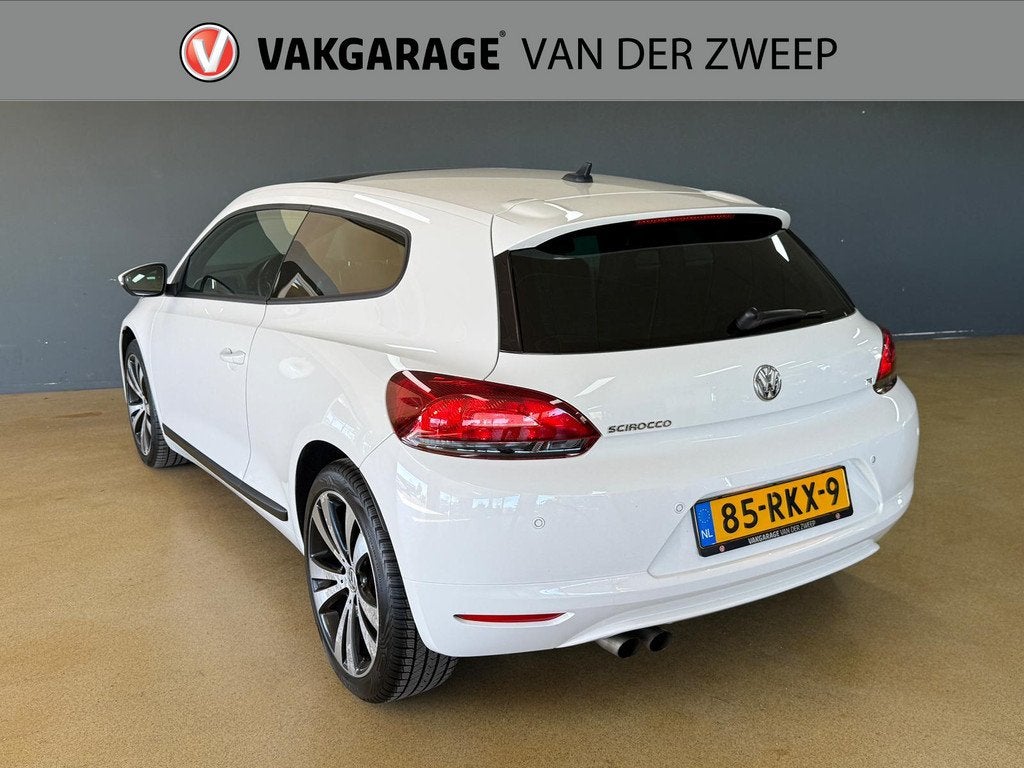 Volkswagen Scirocco 1.4 TSI Edition | PDC | Panorama, Voorwielaandrijving, Euro 5, 15 km/l, Gebruikt