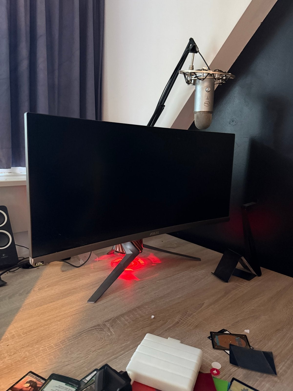 ASUS ROG Swift PG279Q Gaming Monitor - 165Hz, G-Sync, IPS, In hoogte verstelbaar, Zo goed als nieuw, 1 tot 2 ms