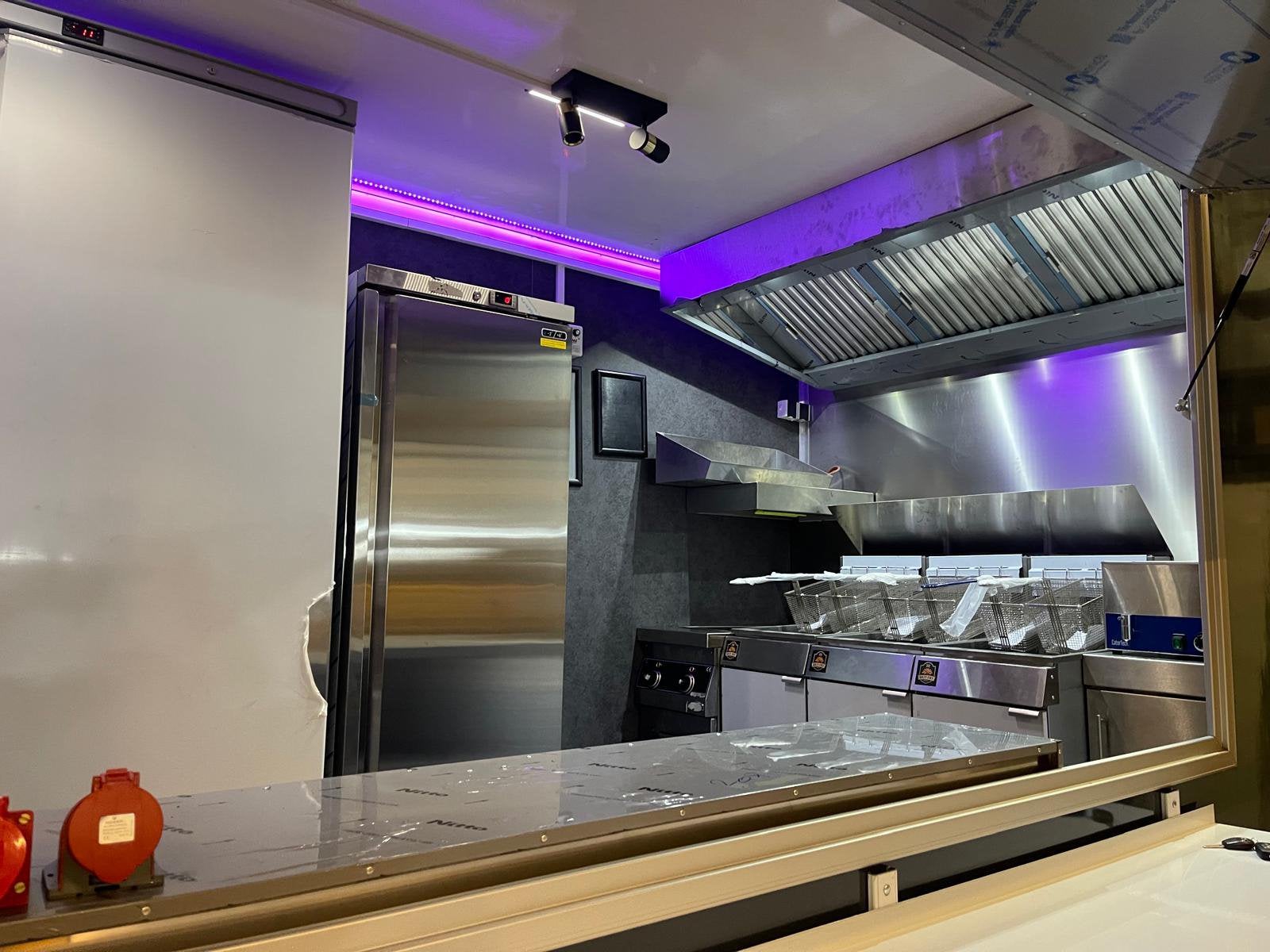 LEGE FOODTRUCK TRAILER KOPEN | OOK COMPLEET INGERICHT, Ophalen