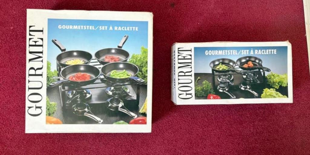 Gourmet set inclusief pannetje en houten lepels, Ophalen, Gebruikt, 4 t/m 7 personen
