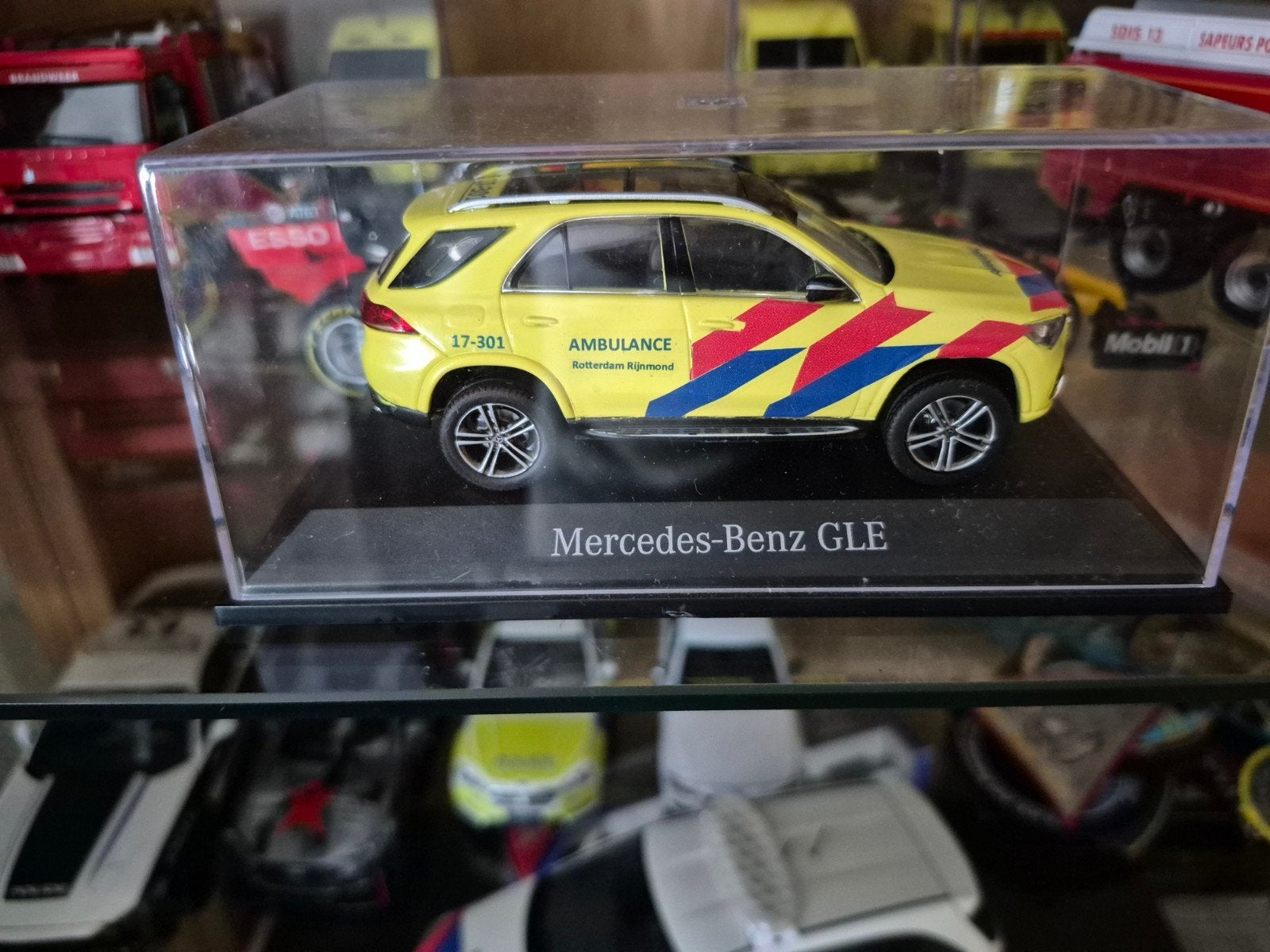 Ambulance Modelauto Rotterdam Rijnmond micu, Ophalen of Verzenden, Zo goed als nieuw, Overige typen, Overige merken