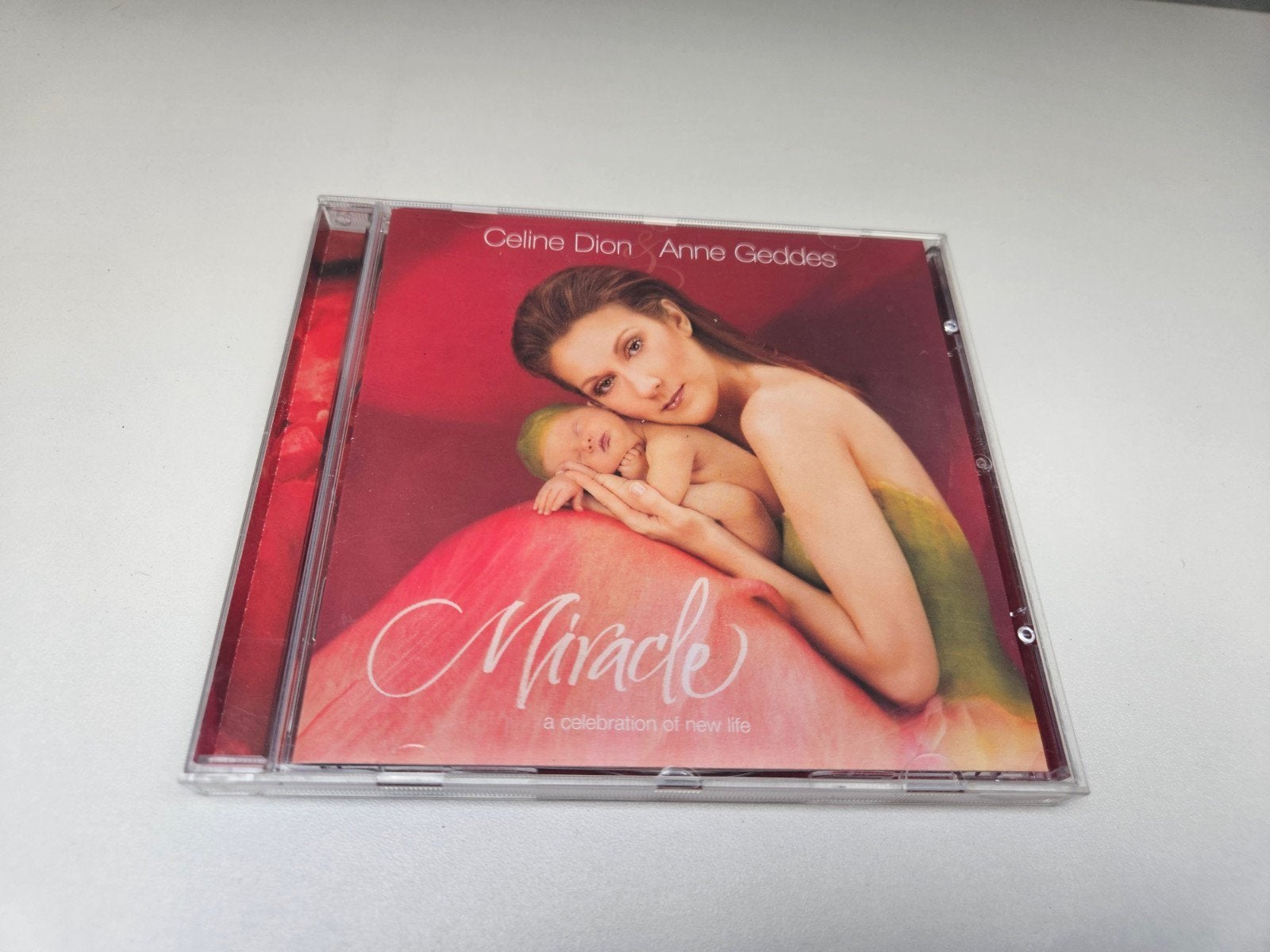 Celine Dion - Miracle (CD) - A Celebration of New Life, Gebruikt, Pop, Inclusief doosje, Ophalen of Verzenden
