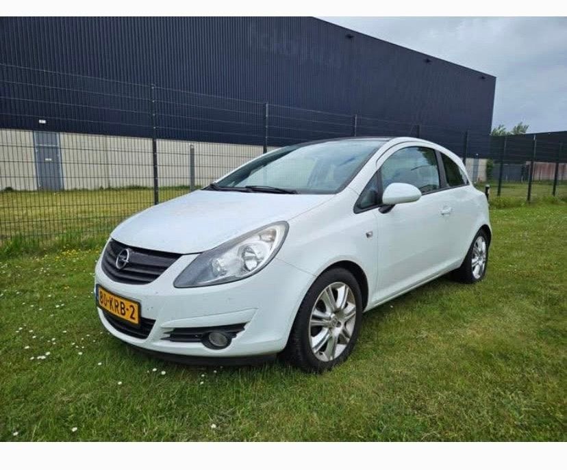 Opel Corsa 2010 Wit, Wit, 1364 cc, Particulier, Corsa