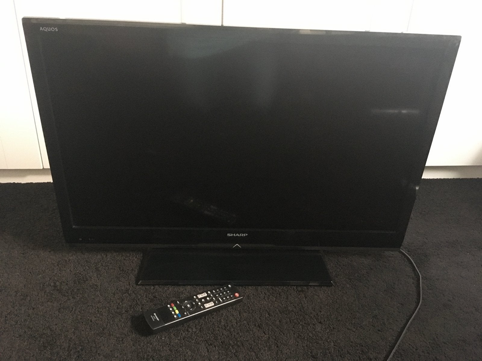 Sharp LCD TV 32 inch (LC-32LE144E) met afstandsbediening, Audio, Tv en Foto, Televisies, Ophalen, Gebruikt, 50 Hz, 80 tot 100 cm