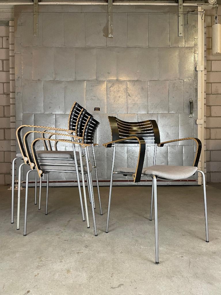Fritz Hansen Runner Chair, Ophalen, Zwart, X, Stof