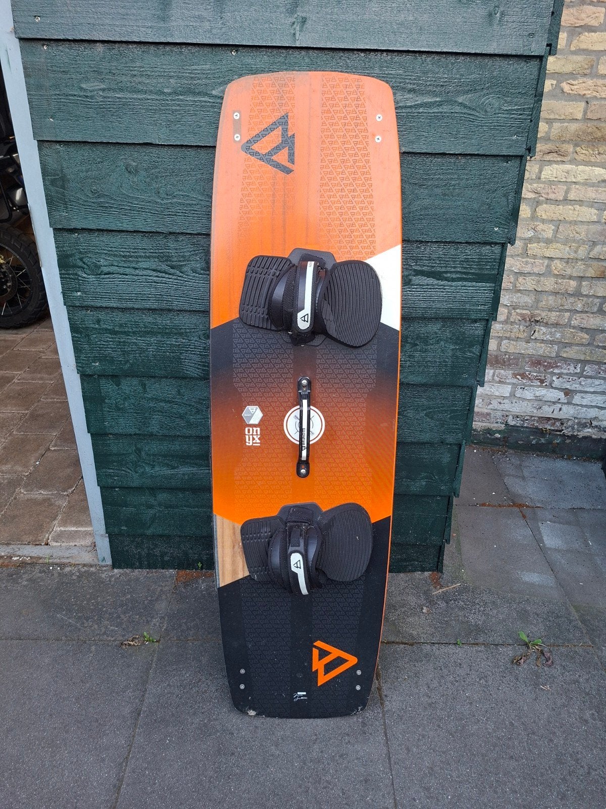 Brunotti onyx kite board, Watersport en Boten, Kitesurfen, Ophalen of Verzenden, Gebruikt, Overige typen
