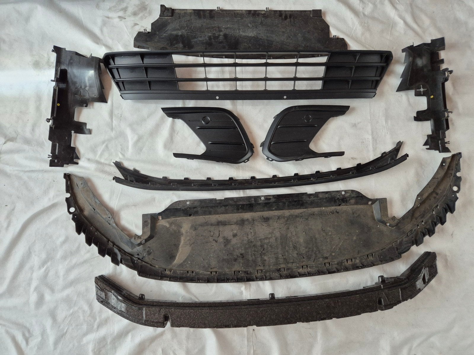 2G FACELIFT VW POLO VOORBUMPER DELEN, Gebruikt, Ophalen of Verzenden, Bumper, Volkswagen