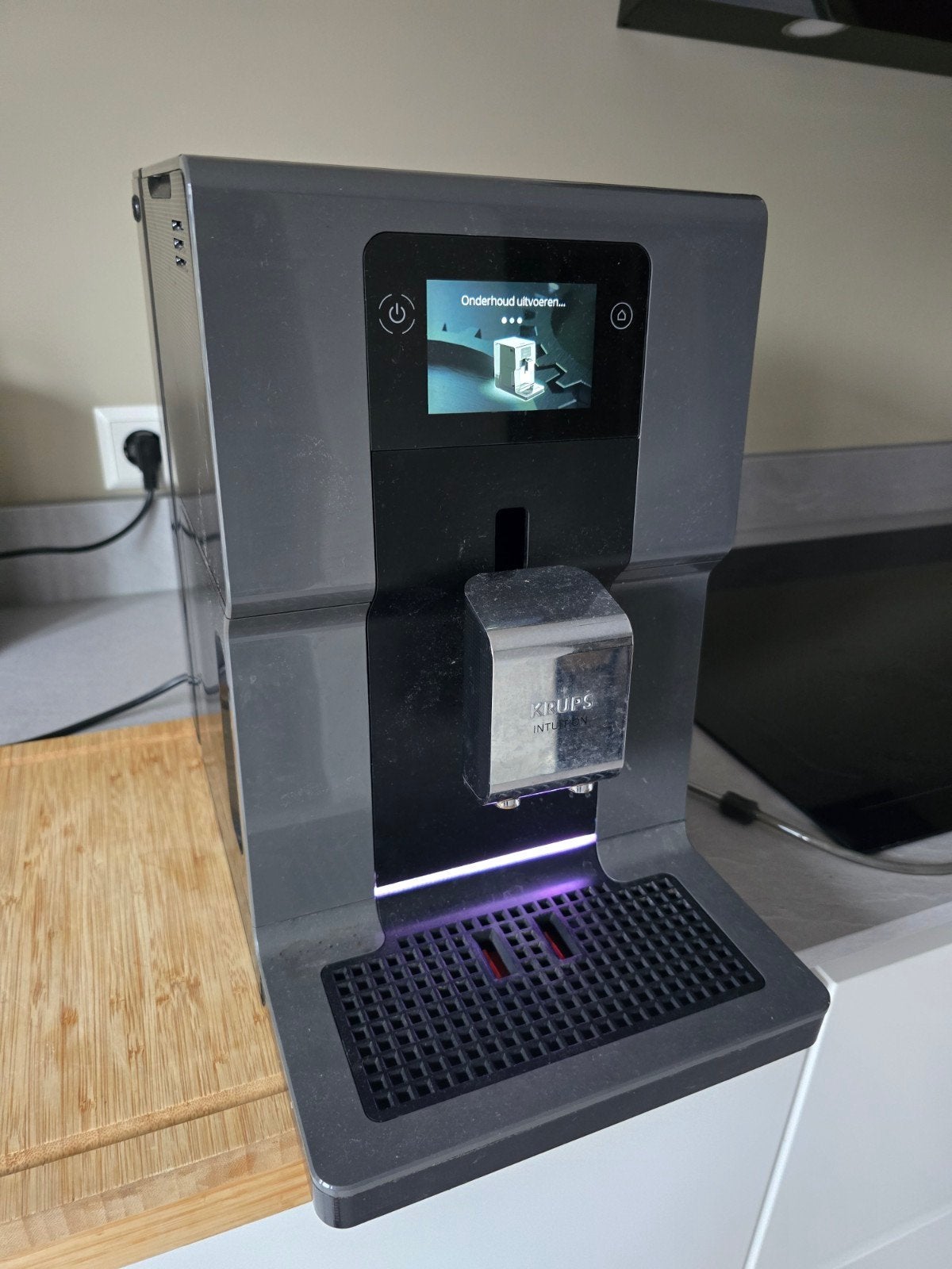 Krups Intuition Preference Koffiemachine - met storing, Witgoed en Apparatuur, Ophalen, Koffiemachine, Koffiebonen, Afneembaar waterreservoir