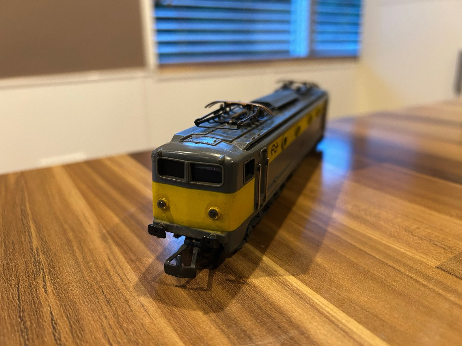 Jouef 9 locomotieven en diverse rijtuigen, Hobby en Vrije tijd, Modeltreinen | H0, Gelijkstroom, Jouef, Ophalen of Verzenden, Gebruikt