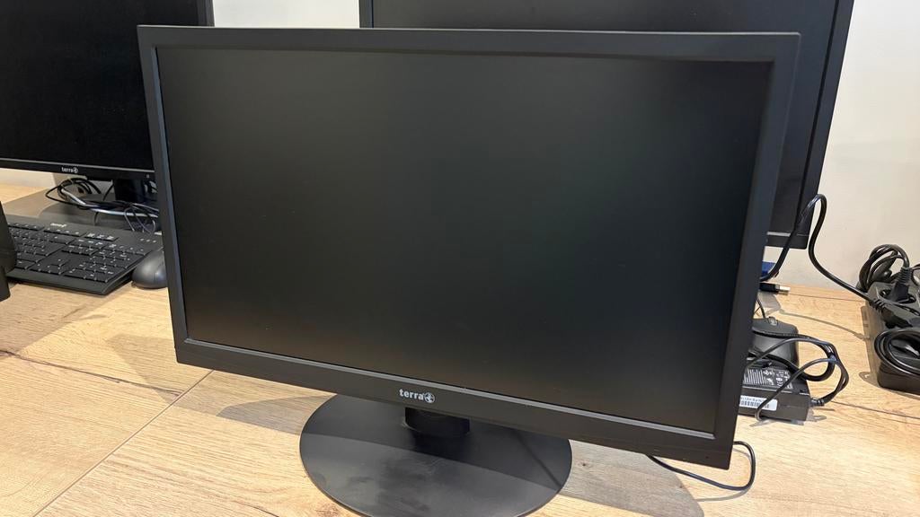 2x Terra 21,5" LCD/LED 2212W monitor, Computers en Software, Monitoren, Gebruikt, 60 Hz of minder, DVI, Kantelbaar, LED, Full HD
