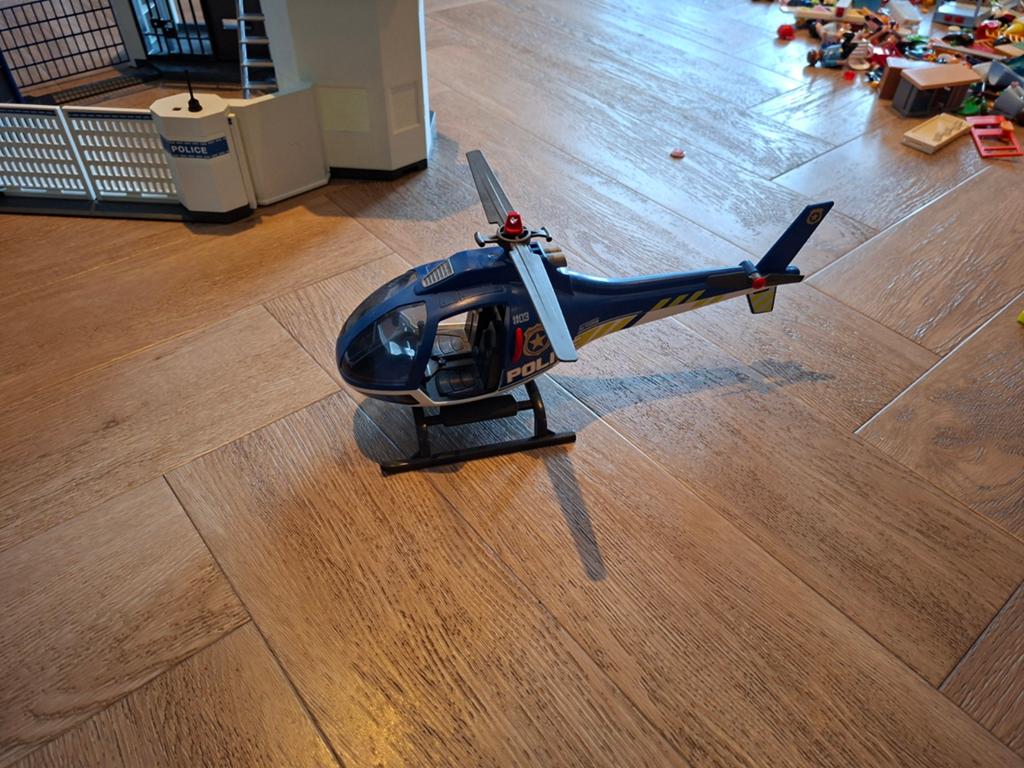 Playmobil Politiebureau met Helikopter en Auto, Ophalen of Verzenden, Zo goed als nieuw, Complete set