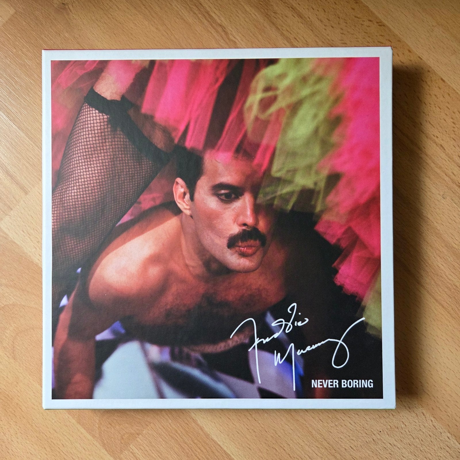 Freddie Mercury - Never Boring (CD, DVD, Blu-ray Box Set), Engels, Alle leeftijden, Nederlands, Ophalen of Verzenden