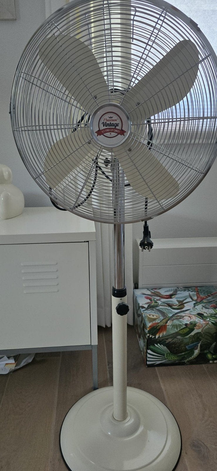 Grote ventilator roomwit, Ophalen, Zo goed als nieuw, Statiefventilator