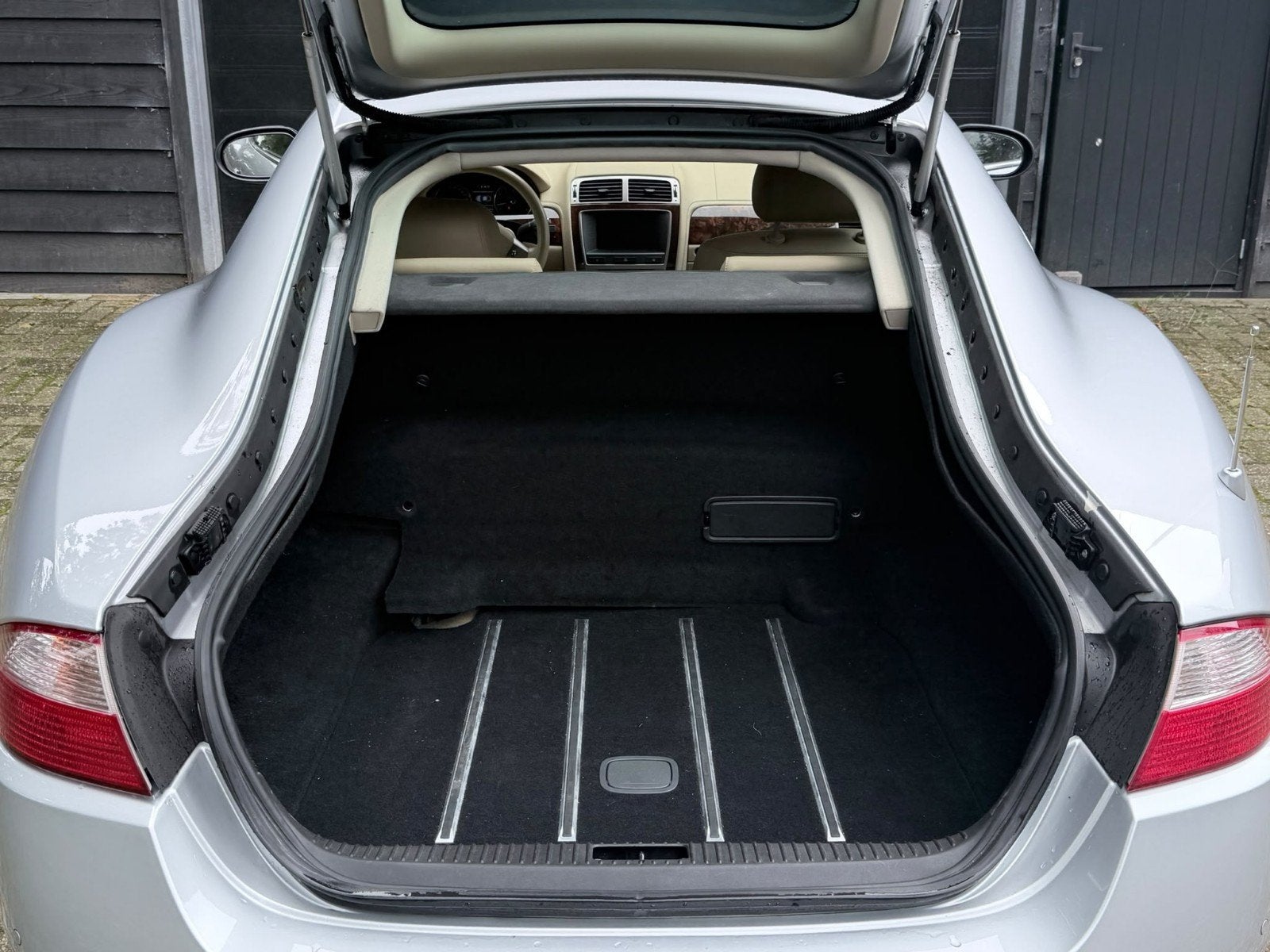 Jaguar XK 4.2 1e eigenaar, foto 8