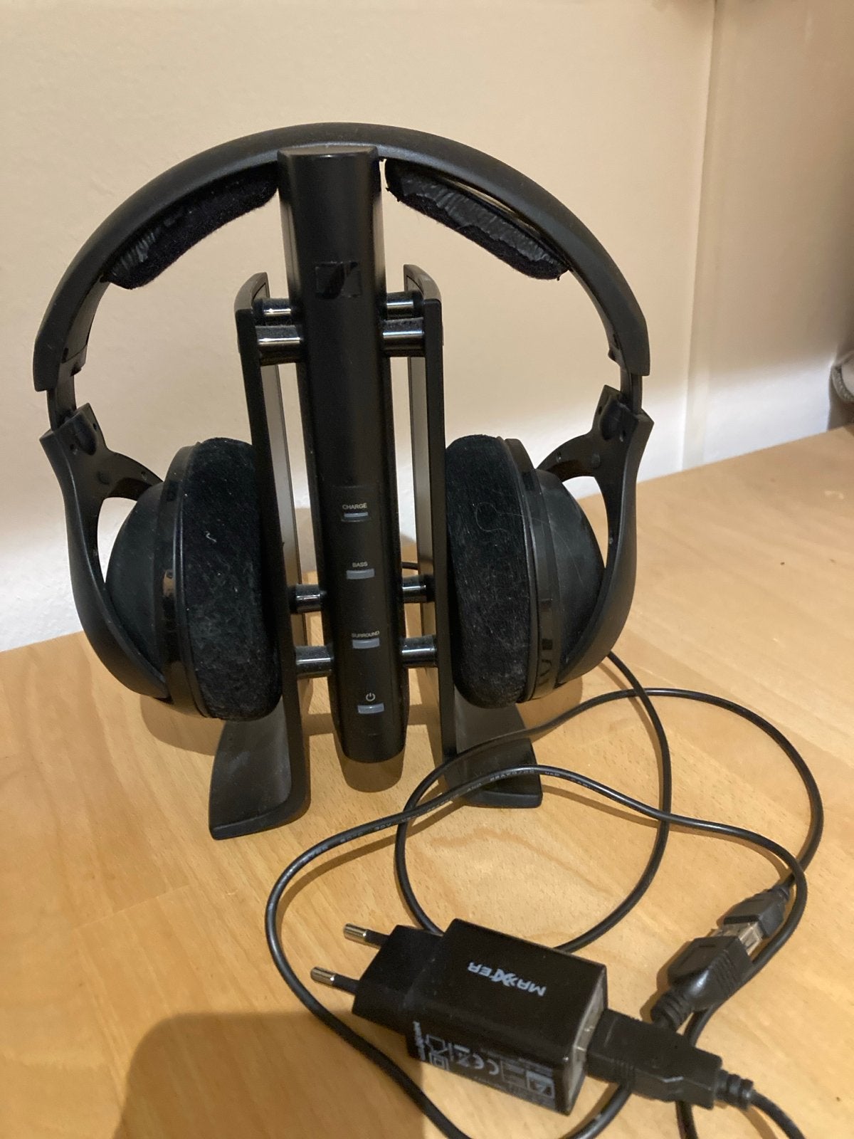 Sennheiser RS 120 II Draadloze Hoofdtelefoon met Oplaadstati, Gebruikt, Verzenden, Sennheiser, Over-ear