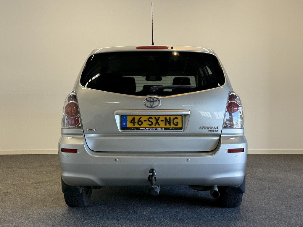 Toyota Verso 1.6 VVT-i Dynamic Trekhaak!, Auto's, Toyota, 1330 kg, Gebruikt, 4 cilinders, Origineel Nederlands