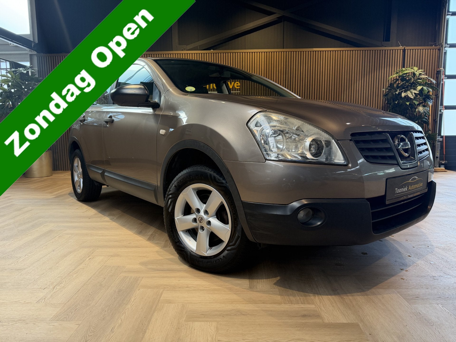 Nissan QASHQAI 1.6 Visia (bj 2009), Auto's, Voorwielaandrijving, Gebruikt, Huisgarantie, 4 cilinders