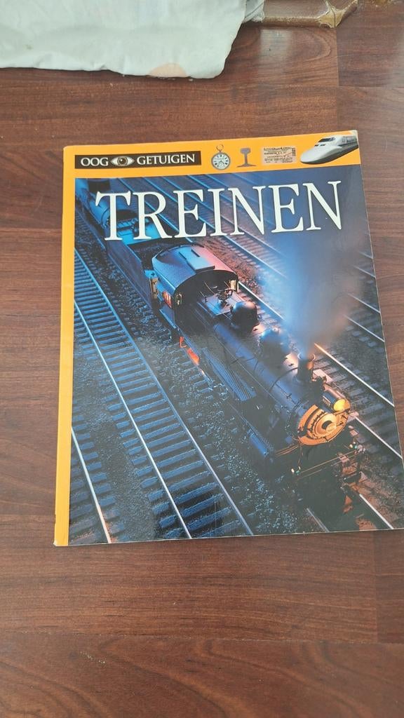 Ooggetuigen Treinen - Ontdek de wereld van spoorwegen, Boeken, Ophalen of Verzenden, Gelezen, Overige onderwerpen, John Coiley