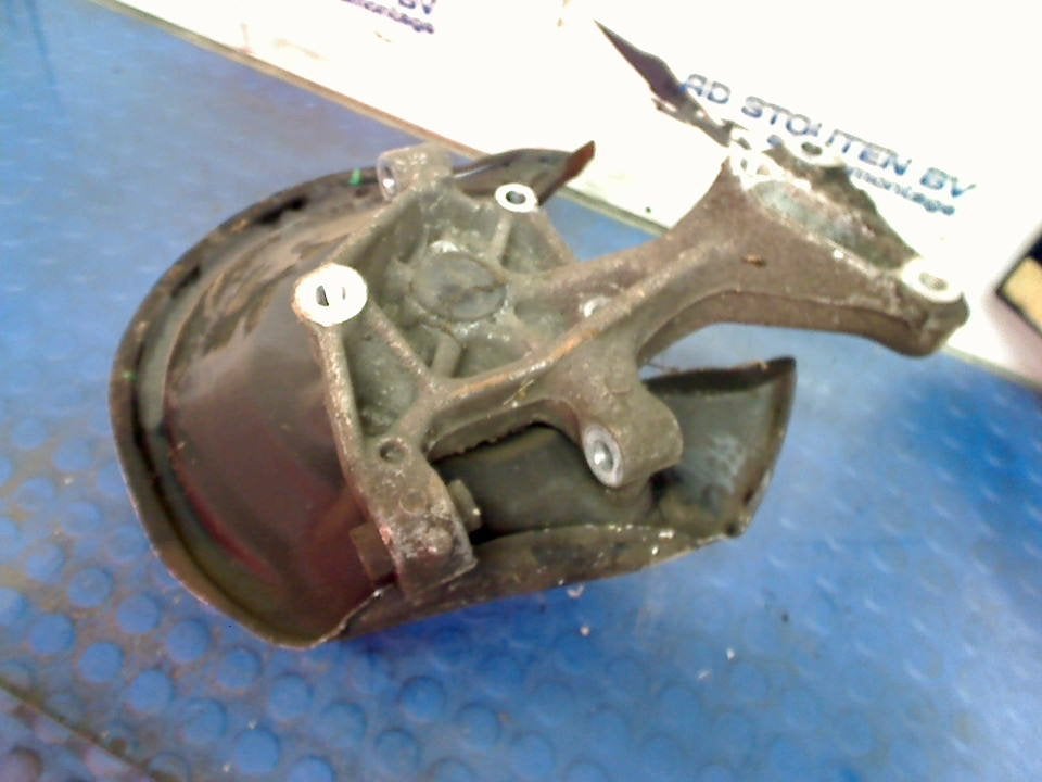 Fusee Rechts Achter Audi Q3 (8UB/8UG) (2013-10/2018-10), Gebruikt, Auto-Union-Straße  1, Ingolstadt 85057, , Duitsland, Info@audi.de