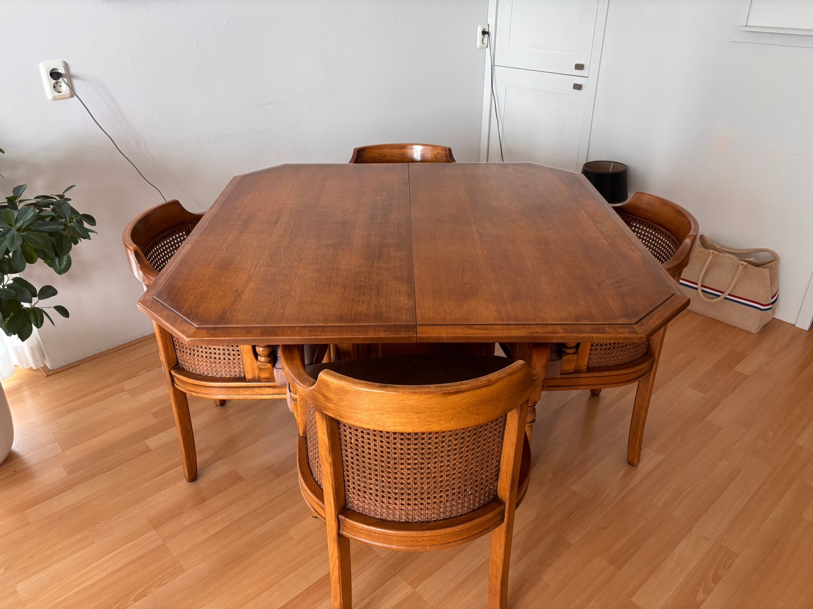 Antieke tafel, Ophalen