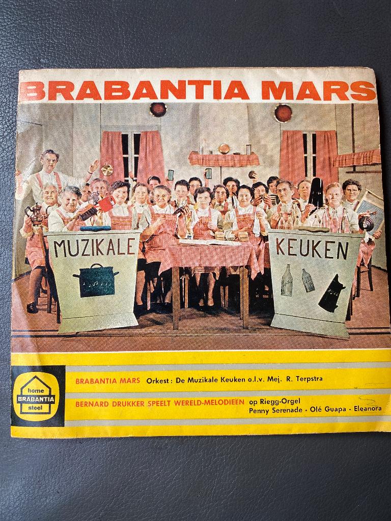 Brabantia : Brabantia Mars ( single vinyl), Ophalen of Verzenden, Zo goed als nieuw, Overige formaten, Levenslied of Smartlap