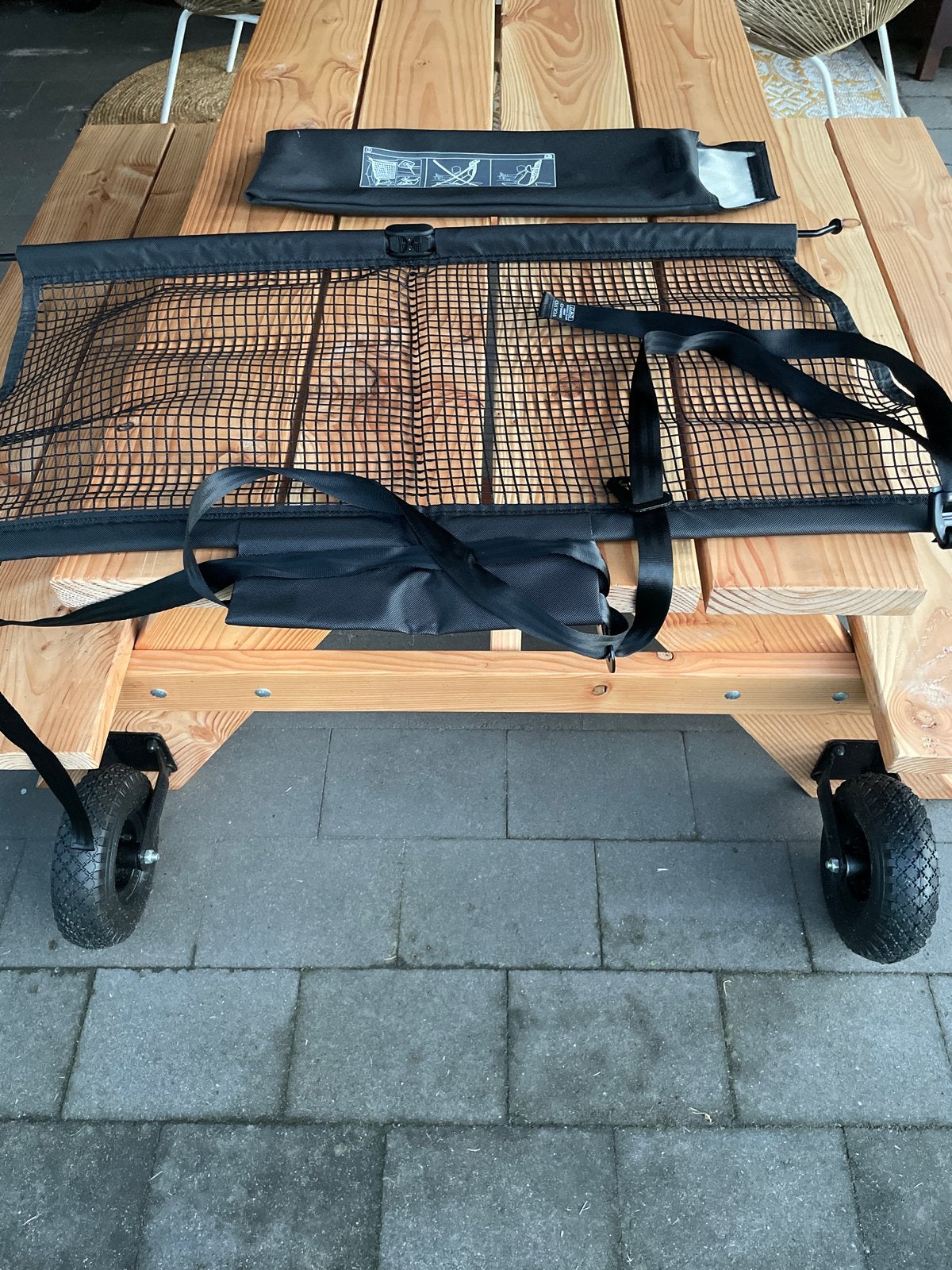 Nieuw Volvo bagagenet / hondenrek in opbergtas, Ophalen of Verzenden, Nieuw