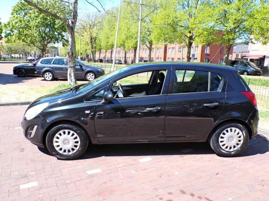 Opel Corsa 1.2-16V Berlin (bj 2013), Auto's, Voorwielaandrijving, Euro 5, Gebruikt, 4 cilinders