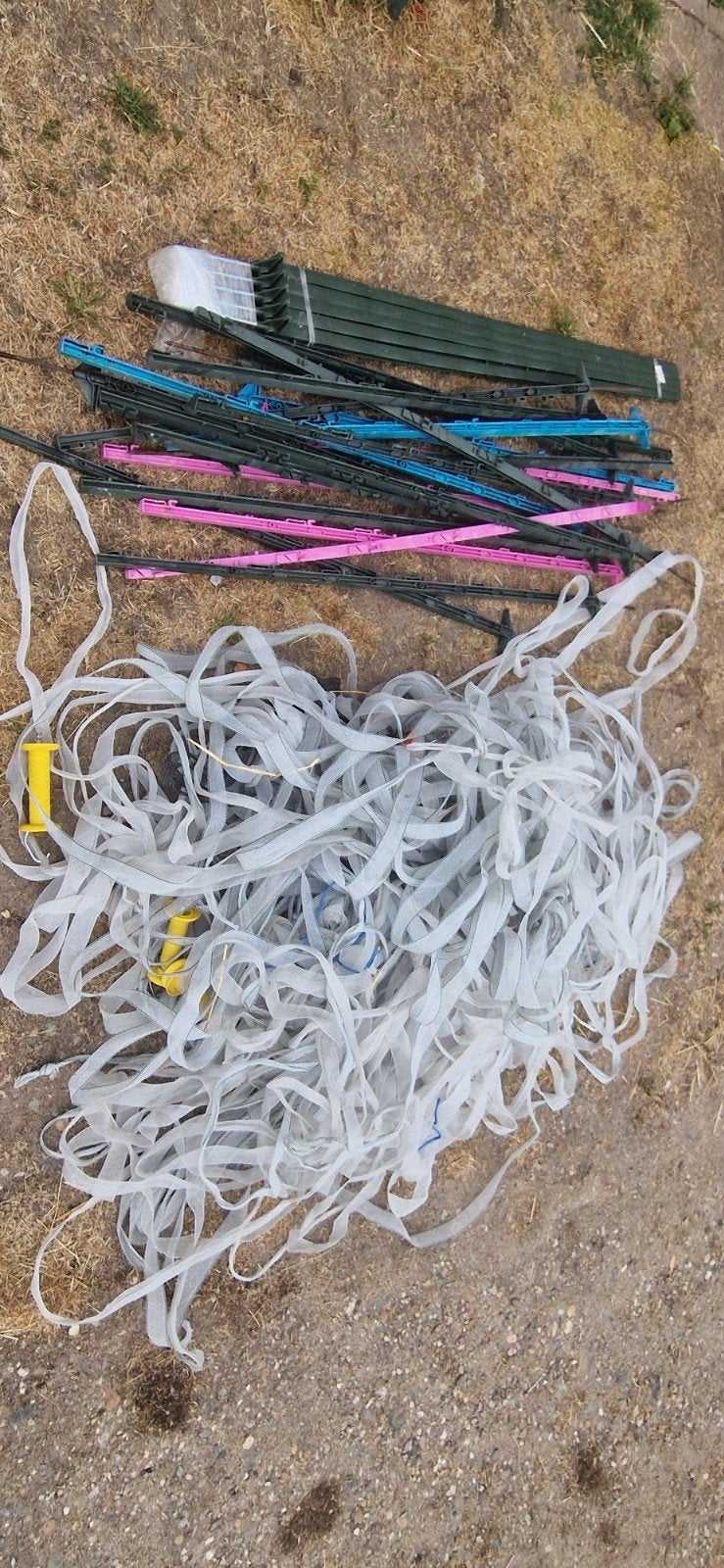 25 afrasteringpalen + gebruikt lint., Dieren en Toebehoren, Ophalen, Gebruikt