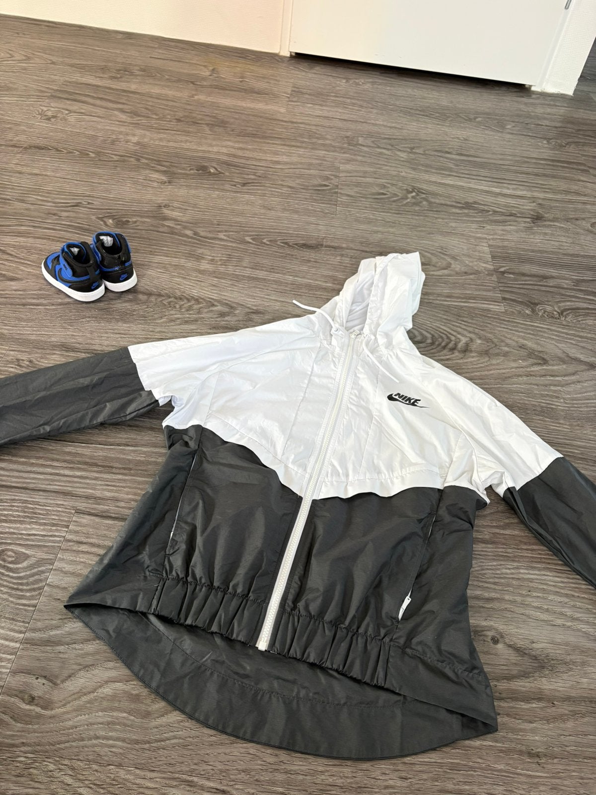 Nike windbreaker maat S, Ophalen of Verzenden, Gedragen, Maat 36 (S), Zwart