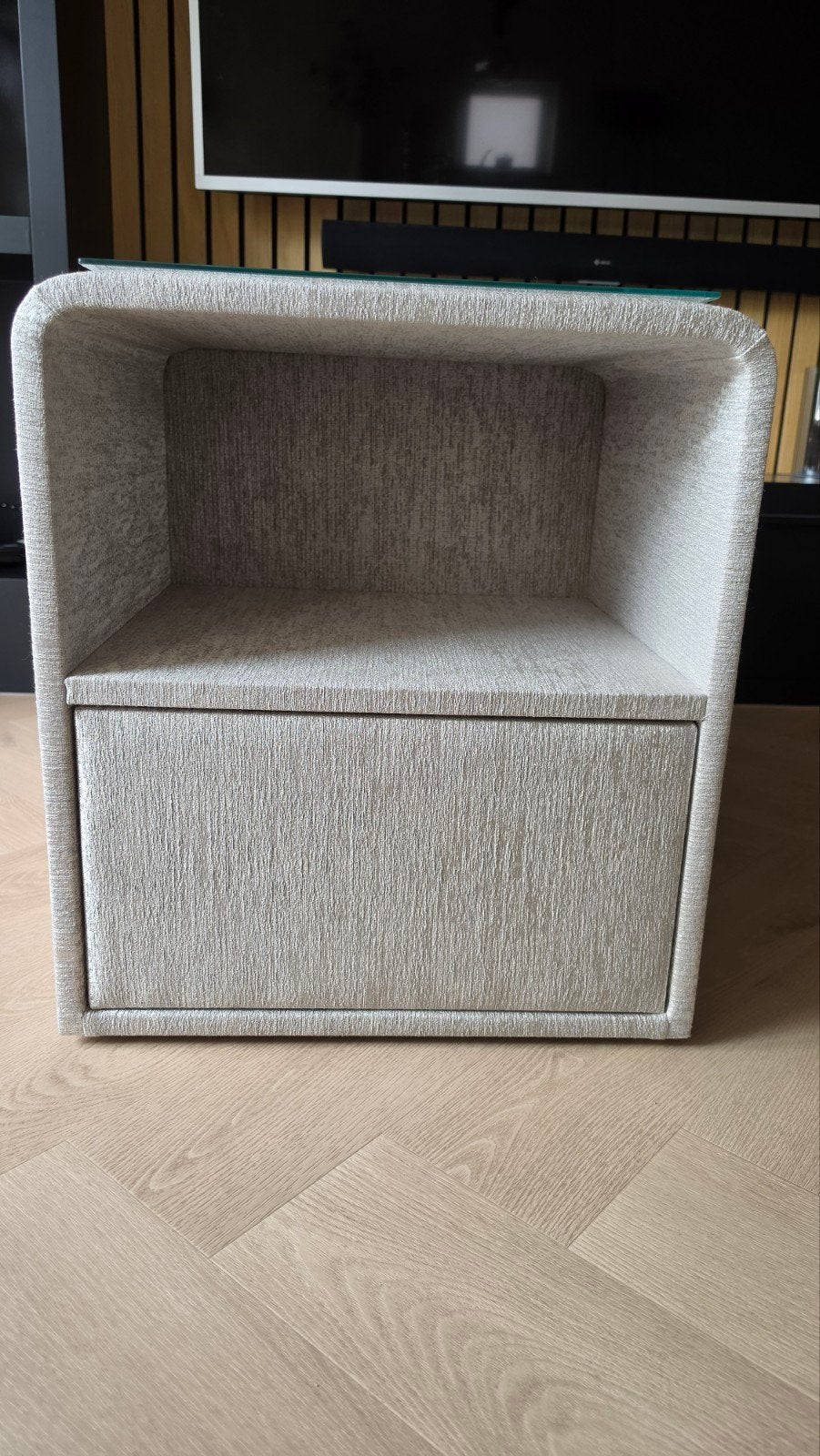 Serta Nachtkastjes - Nieuw, 2 Stuks met Glasplaat, Nieuw, Glas, 45 tot 65 cm, 55 tot 70 cm