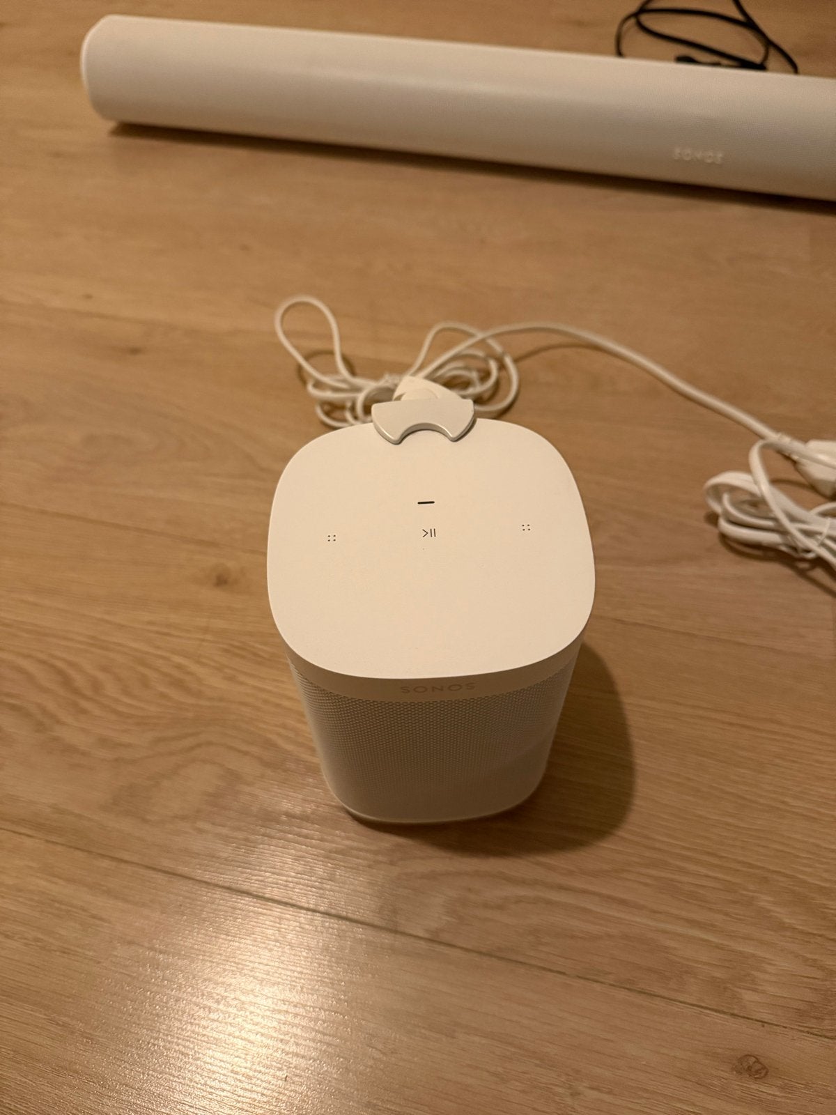 Foto 5 van Sonos Arc Wit met 2x Sonos One Speakerset