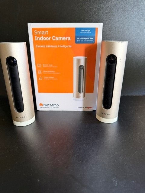 2 x Netatmo Smart indoor camera niet werkend, Ophalen of Verzenden, Gebruikt, Binnencamera