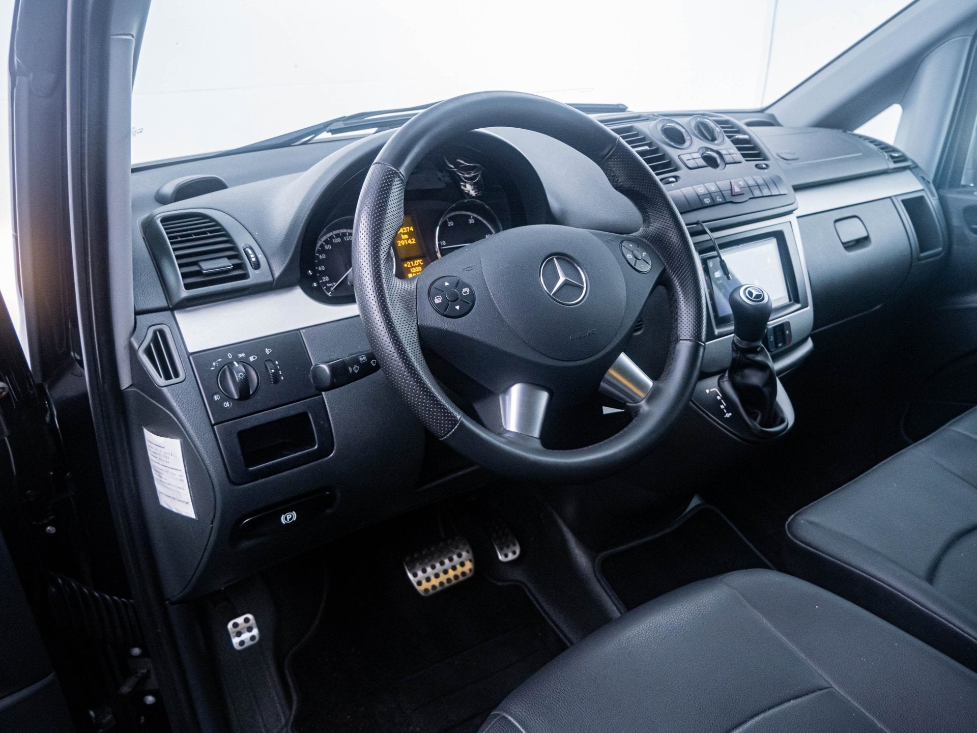 Mercedes-Benz Vito 113 CDI 343 DC Comfort Camera|PDC|Carplay, Auto's, Automaat, Euro 5, Gebruikt, Zwart