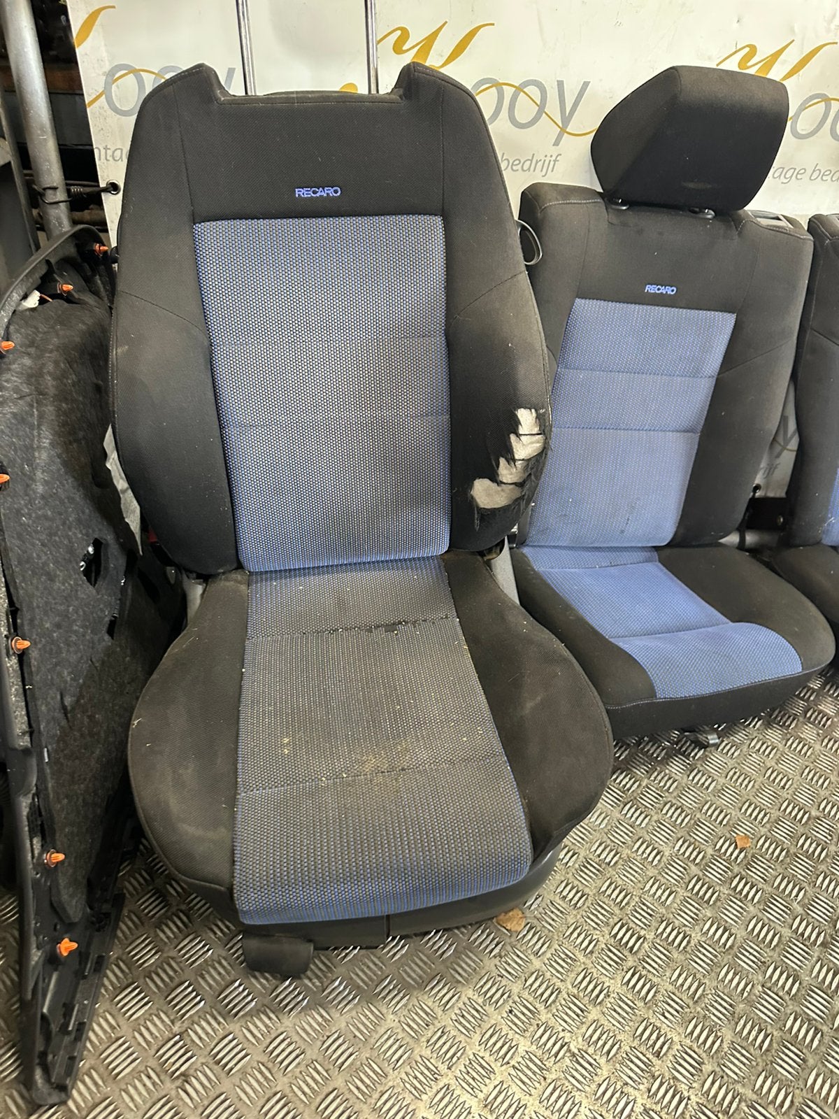 Foto 2 van Recaro interieur vw golf 4 BJ2000
