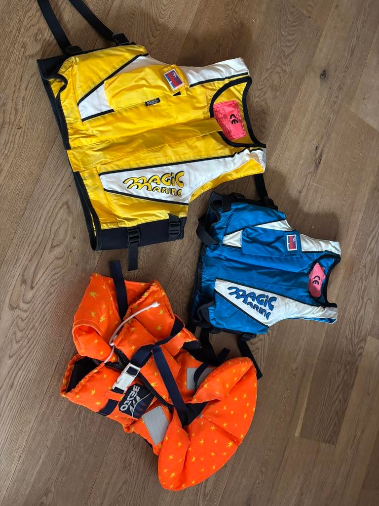 1 volwassen en 2 kinder zwemvesten, Ophalen, Zo goed als nieuw, Kind, Reddingsvest of Zwemvest